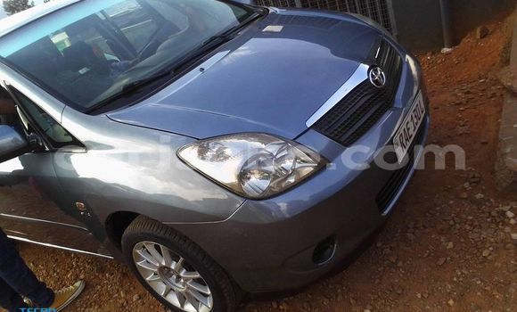 Sayi Na hannu Toyota Corolla Verso Bleu Mota in Kigali a Rwanda Sayi Na hannu Toyota Corolla Verso Bleu Mota in Kigali a Rwanda