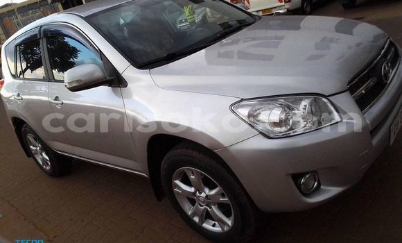 Sayi Na hannu Toyota RAV4 Gris Mota in Kigali a Rwanda Sayi Na hannu Toyota RAV4 Gris Mota in Kigali a Rwanda