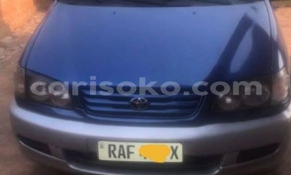 Sayi Na hannu Toyota Picnic Bleu Mota in Kigali a Rwanda Sayi Na hannu Toyota Picnic Bleu Mota in Kigali a Rwanda