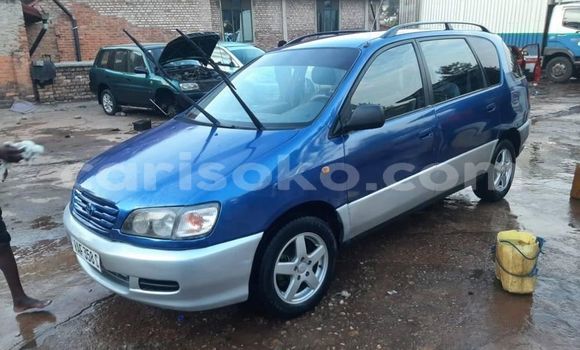 Sayi Na hannu Toyota Picnic Bleu Mota in Kigali a Rwanda Sayi Na hannu Toyota Picnic Bleu Mota in Kigali a Rwanda
