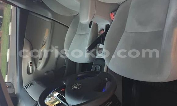 Sayi Na hannu Toyota Corolla Rouge Mota in Kigali a Rwanda Sayi Na hannu Toyota Corolla Rouge Mota in Kigali a Rwanda