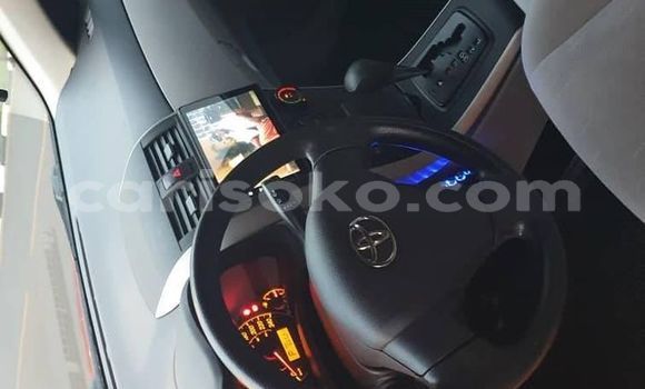 Sayi Na hannu Toyota Corolla Rouge Mota in Kigali a Rwanda Sayi Na hannu Toyota Corolla Rouge Mota in Kigali a Rwanda