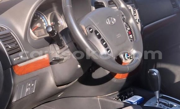 Sayi Na hannu Hyundai Santa Fe Noir Mota in Kigali a Rwanda Sayi Na hannu Hyundai Santa Fe Noir Mota in Kigali a Rwanda