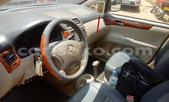 Sayi Na hannu Toyota Ipsum Gris Mota in Kigali a Rwanda Sayi Na hannu Toyota Ipsum Gris Mota in Kigali a Rwanda