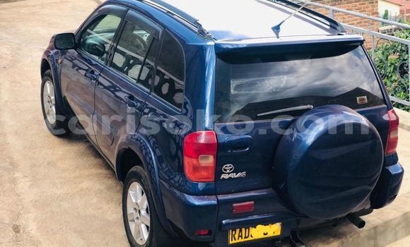 Sayi Na hannu Toyota RAV4 Bleu Mota in Kigali a Rwanda Sayi Na hannu Toyota RAV4 Bleu Mota in Kigali a Rwanda