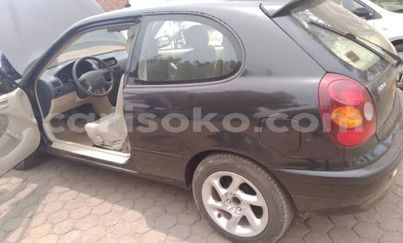 Sayi Na hannu Toyota Corolla Noir Mota in Kigali a Rwanda Sayi Na hannu Toyota Corolla Noir Mota in Kigali a Rwanda