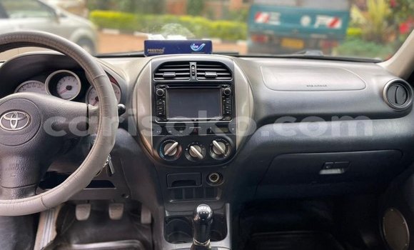 Sayi Na hannu Mercedes-Benz C–Class Gris Mota in Kigali a Rwanda Sayi Na hannu Mercedes-Benz C–Class Gris Mota in Kigali a Rwanda