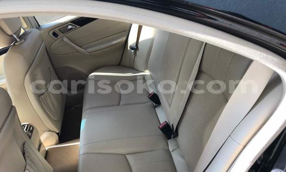 Acheter Occasion Voiture Mercedes-Benz C-klasse Noir à Kigali, Rwanda Acheter Occasion Voiture Mercedes-Benz C-klasse Noir à Kigali, Rwanda