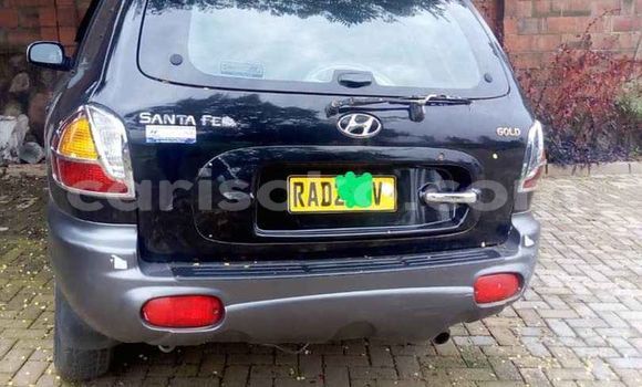 Sayi Na hannu Hyundai Santa Fe Noir Mota in Kigali a Rwanda Sayi Na hannu Hyundai Santa Fe Noir Mota in Kigali a Rwanda