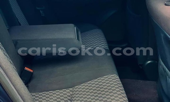 Acheter Occasion Voiture Mercedes-Benz C–Class Bleu à Kigali, Rwanda Acheter Occasion Voiture Mercedes-Benz C–Class Bleu à Kigali, Rwanda