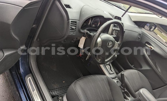 Acheter Occasion Voiture Toyota Corolla Bleu à Kigali, Rwanda Acheter Occasion Voiture Toyota Corolla Bleu à Kigali, Rwanda