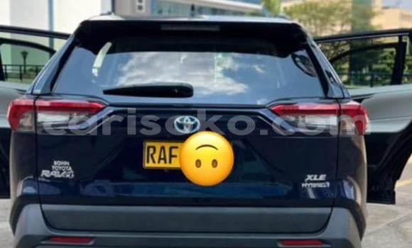 Acheter Occasion Voiture Toyota RAV4 Bleu à Kigali, Rwanda Acheter Occasion Voiture Toyota RAV4 Bleu à Kigali, Rwanda