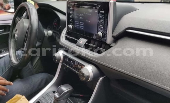 Acheter Occasion Voiture Toyota RAV4 Noir à Kigali, Rwanda Acheter Occasion Voiture Toyota RAV4 Noir à Kigali, Rwanda