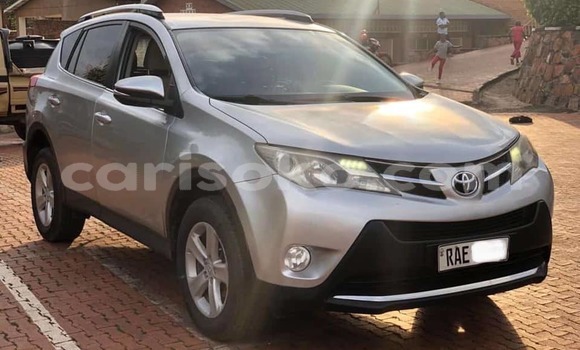 Acheter Occasion Voiture Toyota RAV4 Gris à Kigali, Rwanda Acheter Occasion Voiture Toyota RAV4 Gris à Kigali, Rwanda