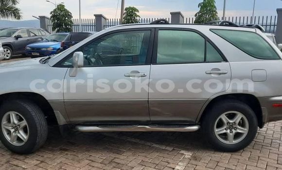 اشتري مستعمل Lexus RX 300 Gris سيارة في Kigali في Rwanda اشتري مستعمل Lexus RX 300 Gris سيارة في Kigali في Rwanda