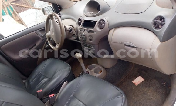 اشتري مستعمل Toyota Platz Gris سيارة في Kigali في Rwanda اشتري مستعمل Toyota Platz Gris سيارة في Kigali في Rwanda