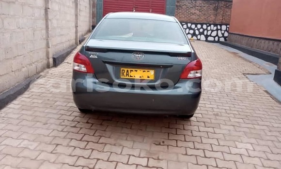 اشتري مستعمل Toyota Yaris Vert سيارة في Kigali في Rwanda اشتري مستعمل Toyota Yaris Vert سيارة في Kigali في Rwanda