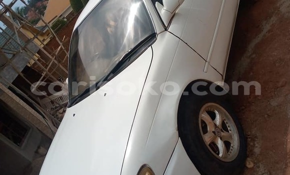 اشتري مستعمل Toyota Corolla Blanc سيارة في Kigali في Rwanda اشتري مستعمل Toyota Corolla Blanc سيارة في Kigali في Rwanda