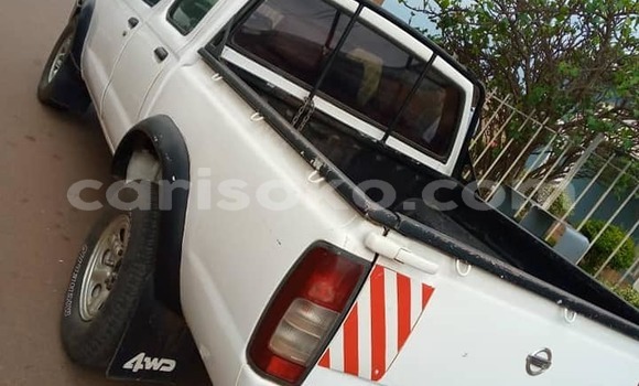اشتري مستعمل Nissan Hardbody Blanc سيارة في Kigali في Rwanda اشتري مستعمل Nissan Hardbody Blanc سيارة في Kigali في Rwanda