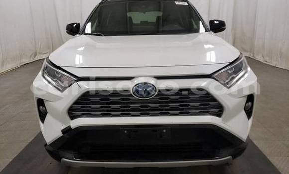 Buy Used Toyota RAV4 White Car in Kigali in Rwanda Buy Used Toyota RAV4 White Car in Kigali in Rwanda