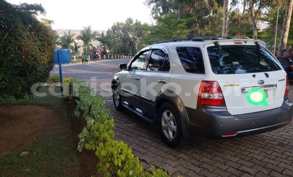 Sayi Na hannu Kia Sportage Blanc Mota in Kigali a Rwanda Sayi Na hannu Kia Sportage Blanc Mota in Kigali a Rwanda