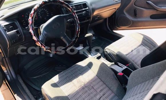 Sayi Na hannu Toyota Corolla Noir Mota in Kigali a Rwanda Sayi Na hannu Toyota Corolla Noir Mota in Kigali a Rwanda