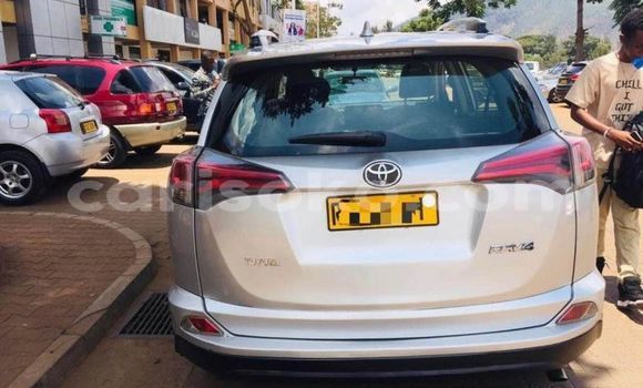 Sayi Na hannu Toyota RAV4 Gris Mota in Kigali a Rwanda Sayi Na hannu Toyota RAV4 Gris Mota in Kigali a Rwanda