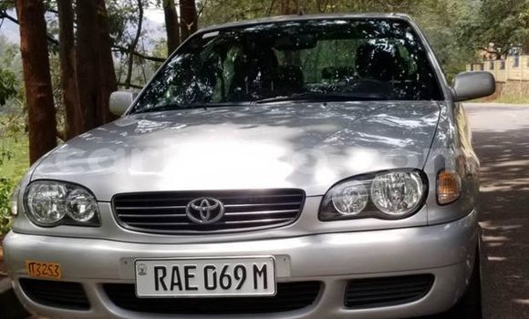 Acheter Occasion Voiture Toyota Corolla Gris à Kigali, Rwanda Acheter Occasion Voiture Toyota Corolla Gris à Kigali, Rwanda