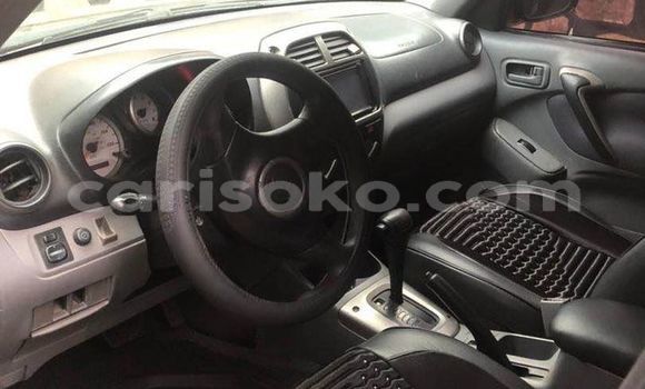 Acheter Occasion Voiture Toyota RAV4 Noir à Kigali, Rwanda Acheter Occasion Voiture Toyota RAV4 Noir à Kigali, Rwanda