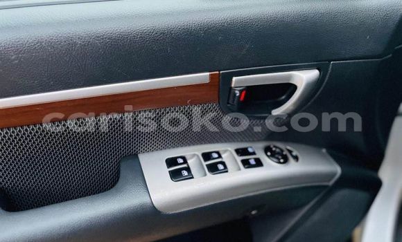 Sayi Na hannu Hyundai Santa Fe Gris Mota in Kigali a Rwanda Sayi Na hannu Hyundai Santa Fe Gris Mota in Kigali a Rwanda