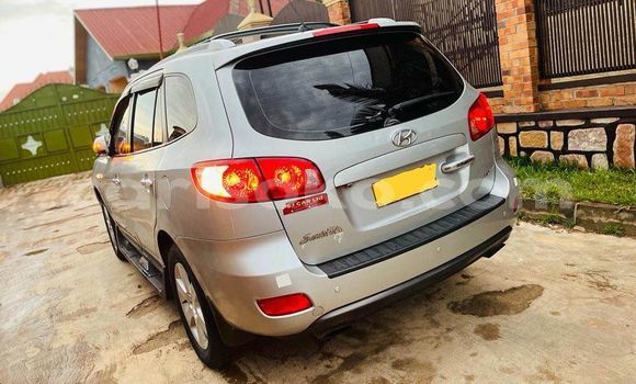Sayi Na hannu Hyundai Santa Fe Gris Mota in Kigali a Rwanda Sayi Na hannu Hyundai Santa Fe Gris Mota in Kigali a Rwanda
