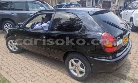 Sayi Na hannu Toyota Corolla Noir Mota in Kigali a Rwanda Sayi Na hannu Toyota Corolla Noir Mota in Kigali a Rwanda