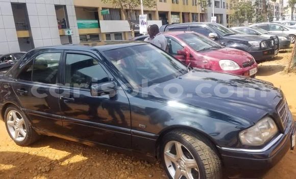اشتري مستعمل Mercedes-Benz C–Class Noir سيارة في Kigali في Rwanda اشتري مستعمل Mercedes-Benz C–Class Noir سيارة في Kigali في Rwanda