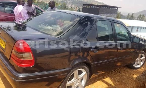 اشتري مستعمل Mercedes-Benz C–Class Noir سيارة في Kigali في Rwanda اشتري مستعمل Mercedes-Benz C–Class Noir سيارة في Kigali في Rwanda