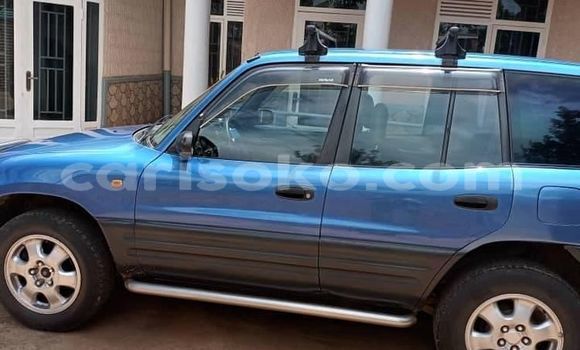اشتري مستعمل Toyota RAV4 Bleu سيارة في Kigali في Rwanda اشتري مستعمل Toyota RAV4 Bleu سيارة في Kigali في Rwanda