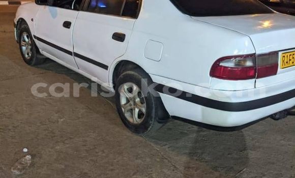 اشتري مستعمل Toyota Carina E Blanc سيارة في Kigali في Rwanda اشتري مستعمل Toyota Carina E Blanc سيارة في Kigali في Rwanda