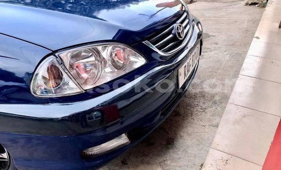 اشتري مستعمل Toyota Avensis Bleu سيارة في Kigali في Rwanda اشتري مستعمل Toyota Avensis Bleu سيارة في Kigali في Rwanda