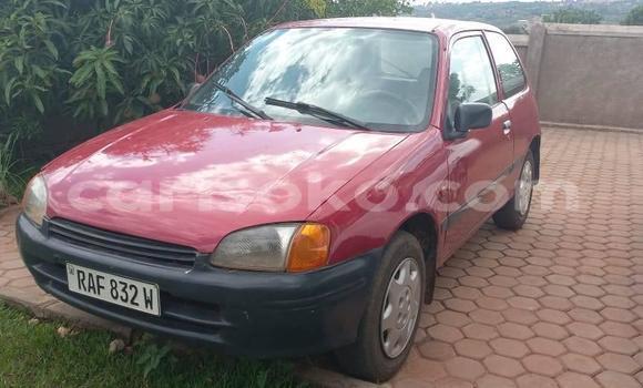 اشتري مستعمل Toyota Starlet Rouge سيارة في Kigali في Rwanda اشتري مستعمل Toyota Starlet Rouge سيارة في Kigali في Rwanda