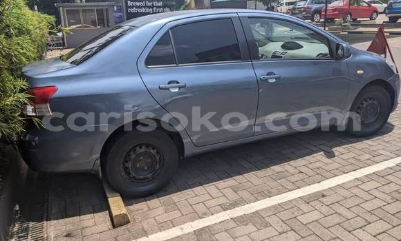 اشتري مستعمل Toyota Yaris Bleu سيارة في Kigali في Rwanda اشتري مستعمل Toyota Yaris Bleu سيارة في Kigali في Rwanda