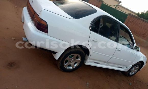 اشتري مستعمل Toyota Corolla Blanc سيارة في Kigali في Rwanda اشتري مستعمل Toyota Corolla Blanc سيارة في Kigali في Rwanda