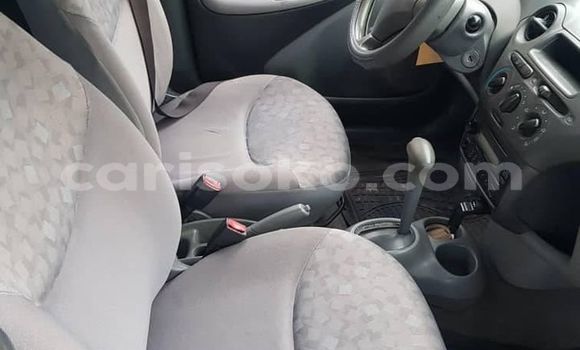 اشتري مستعمل Toyota Echo Gris سيارة في Kigali في Rwanda اشتري مستعمل Toyota Echo Gris سيارة في Kigali في Rwanda