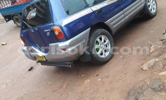 اشتري مستعمل Toyota RAV4 Bleu سيارة في Kigali في Rwanda اشتري مستعمل Toyota RAV4 Bleu سيارة في Kigali في Rwanda