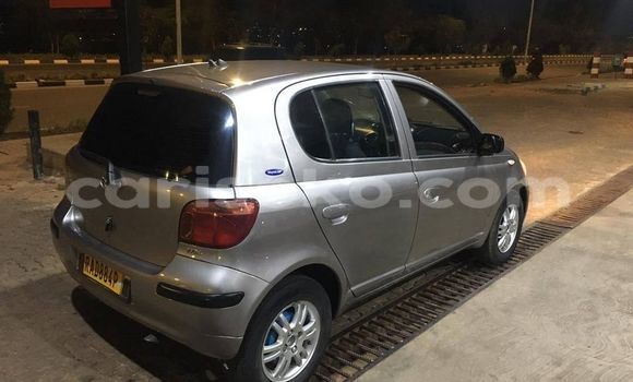 اشتري مستعمل Toyota Vitz Gris سيارة في Kigali في Rwanda اشتري مستعمل Toyota Vitz Gris سيارة في Kigali في Rwanda