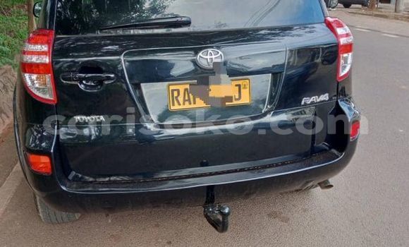 Acheter Occasion Voiture Toyota RAV4 Noir à Kigali, Rwanda Acheter Occasion Voiture Toyota RAV4 Noir à Kigali, Rwanda