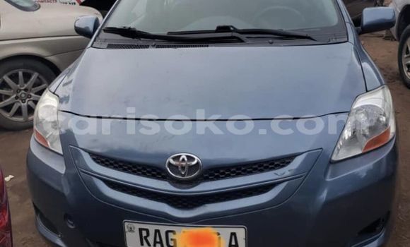 Acheter Occasion Voiture Toyota Yaris Bleu à Kigali, Rwanda Acheter Occasion Voiture Toyota Yaris Bleu à Kigali, Rwanda