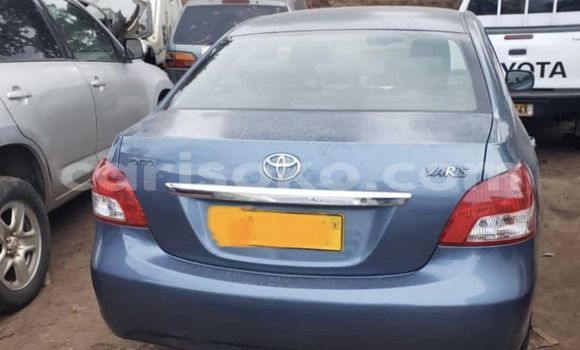 Acheter Occasion Voiture Toyota Yaris Bleu à Kigali, Rwanda Acheter Occasion Voiture Toyota Yaris Bleu à Kigali, Rwanda