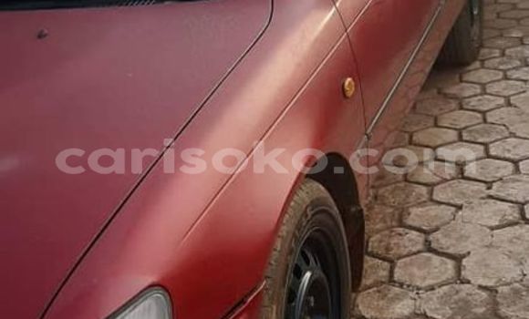 Acheter Occasion Voiture Toyota Corolla Rouge à Kigali, Rwanda Acheter Occasion Voiture Toyota Corolla Rouge à Kigali, Rwanda