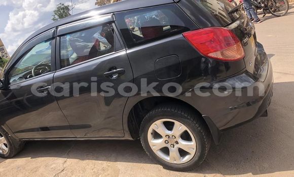 Acheter Occasion Voiture Toyota Matrix Noir à Kigali, Rwanda Acheter Occasion Voiture Toyota Matrix Noir à Kigali, Rwanda