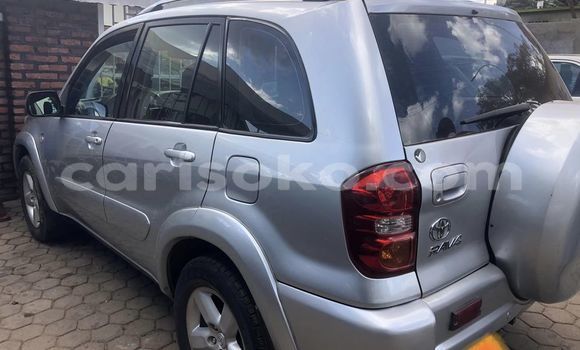 Acheter Occasion Voiture Toyota RAV4 Gris à Kigali, Rwanda Acheter Occasion Voiture Toyota RAV4 Gris à Kigali, Rwanda