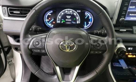 Buy Used Toyota RAV4 White Car in Kigali in Rwanda Buy Used Toyota RAV4 White Car in Kigali in Rwanda